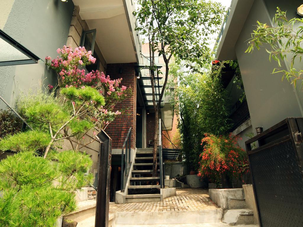首爾 弘大睡衣派对旅馆酒店 外观 照片