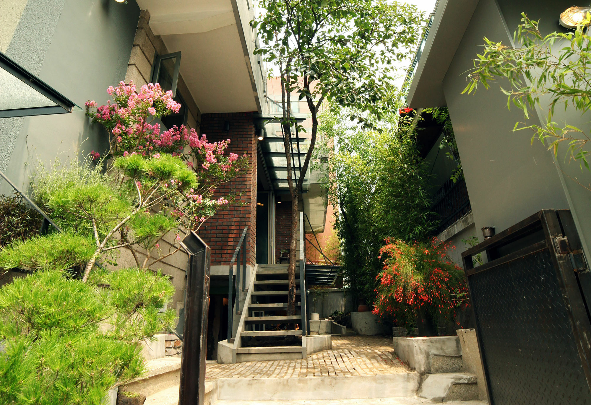 首爾 弘大睡衣派对旅馆酒店 外观 照片